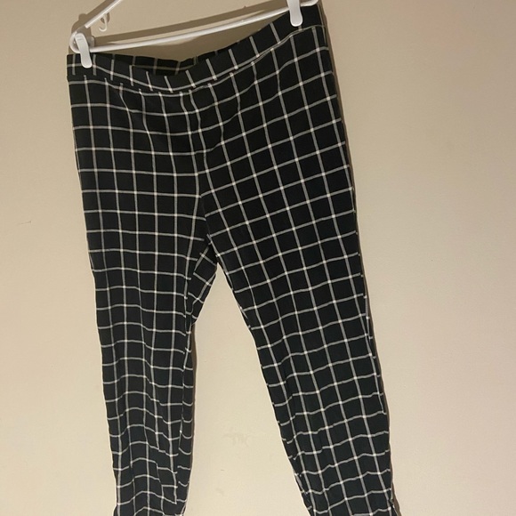 Black and white checkered pants - Picture 2 of 3